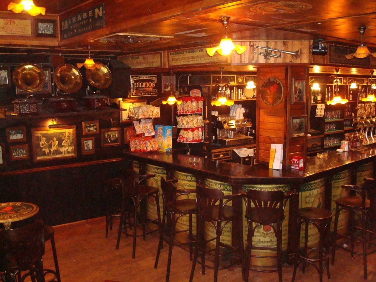 Hostal Restaurante Baraka อาลากอน ภายนอก รูปภาพ