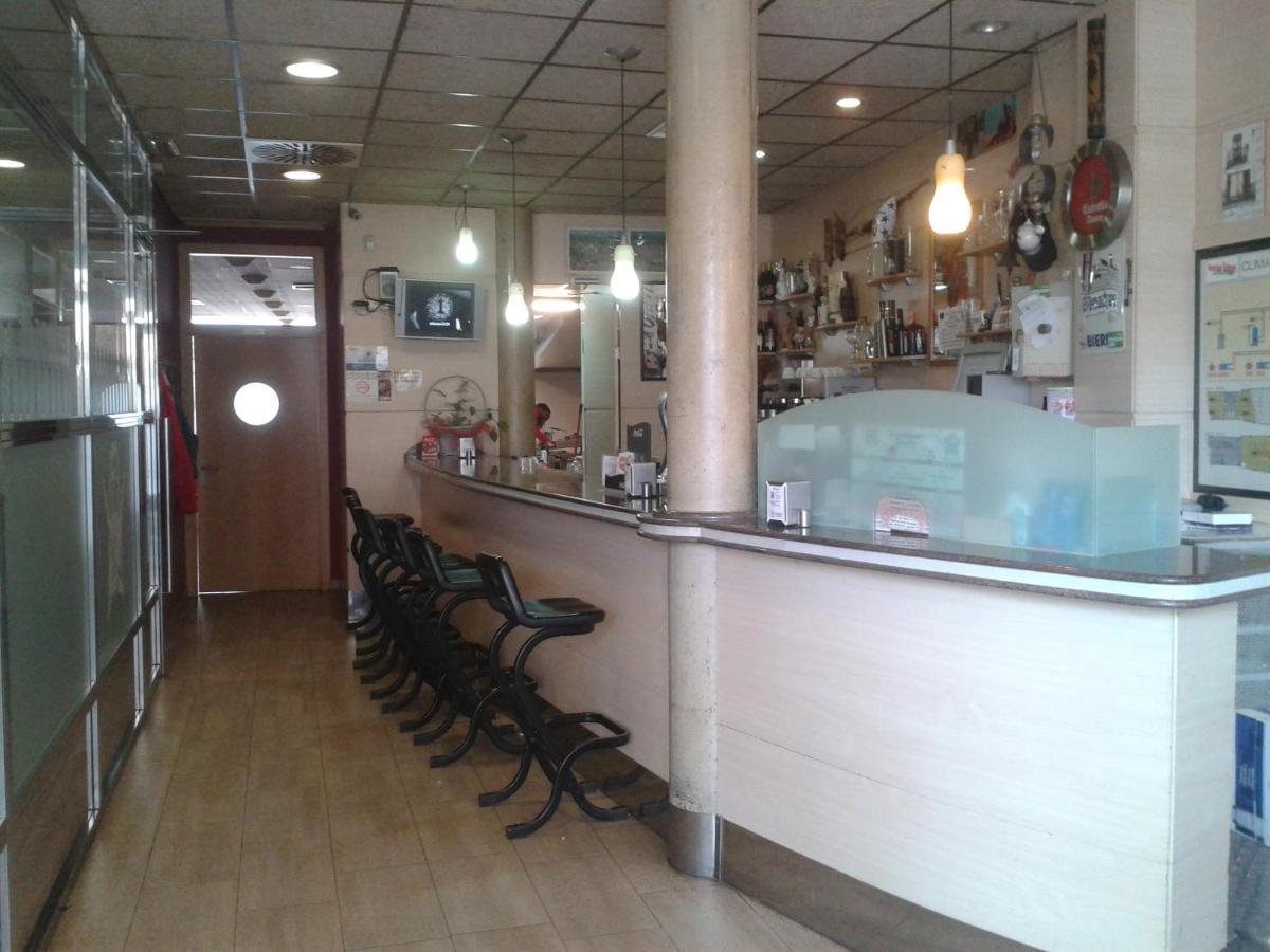Hostal Restaurante Baraka อาลากอน ภายนอก รูปภาพ